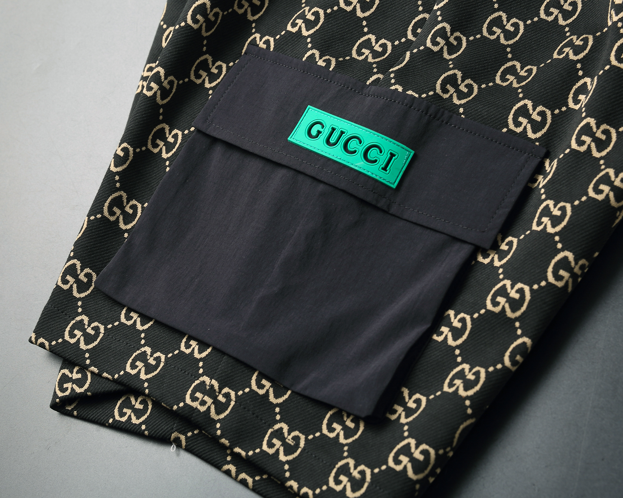 Gucci Short Pants